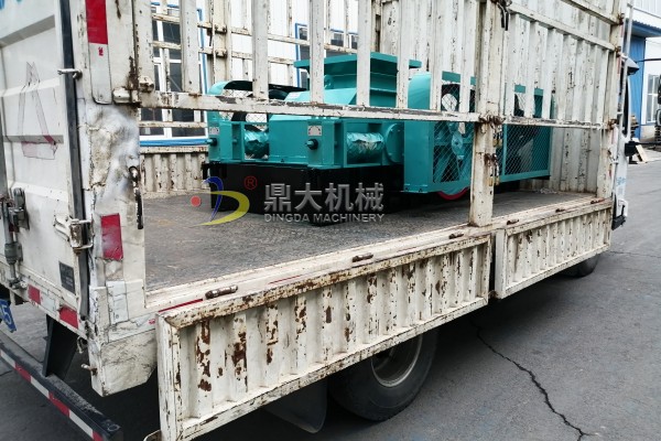 提高雙齒輥破碎機(jī)工作效率要做好日常維護(hù)